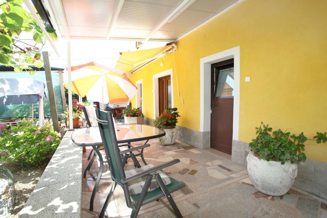 Dino Studio And Room Apartments Portorož Exterior foto
